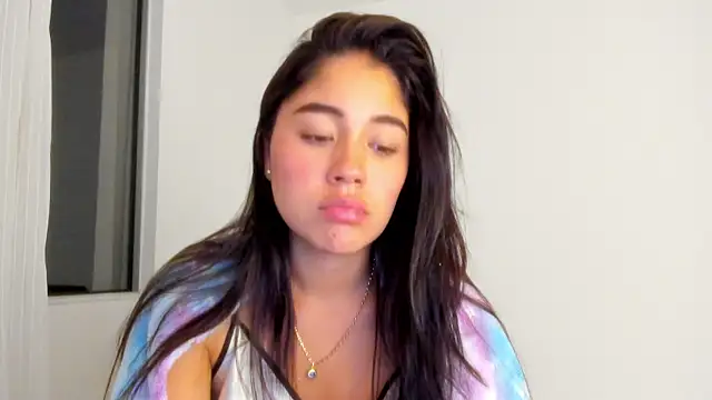 AriaMontgomery live