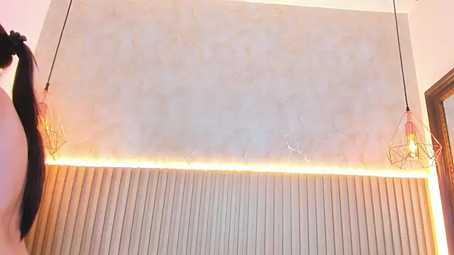 Annie_paradise17 live