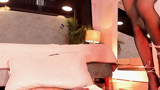 JESSI_NAOMI live