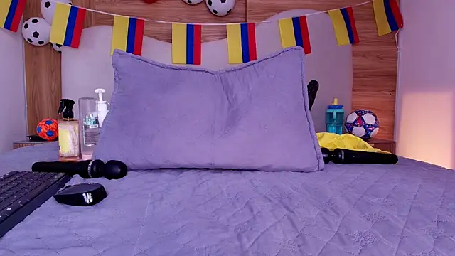 Auroraa_miller live