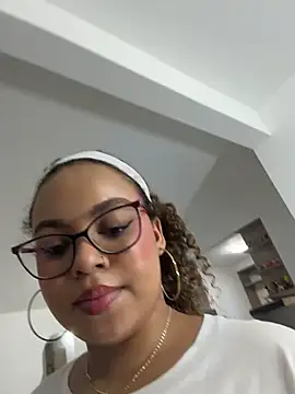 AlesiaCooper live