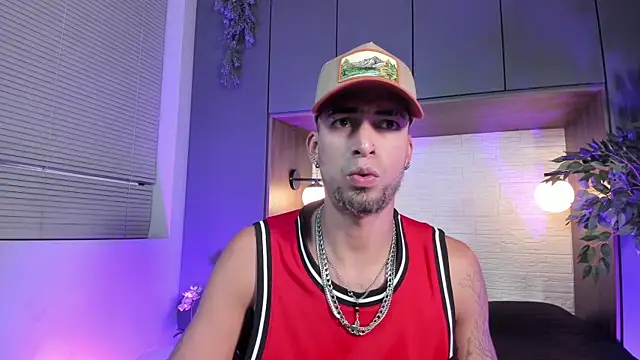 DrakeNeumann live