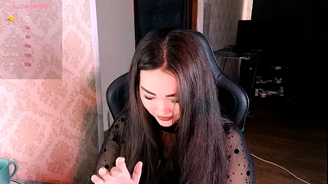 Emma_Uilson live