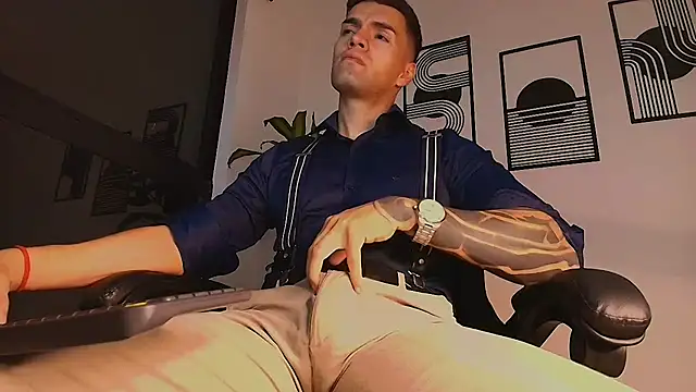 ALPHA_DOMINUS_ live