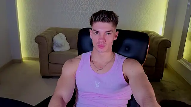 MaxKaiden live