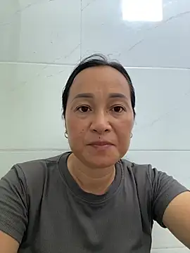 Loly_hana live