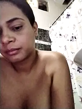 camila_valenciia_ live