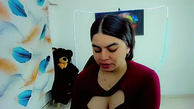 maddison_ivannova live