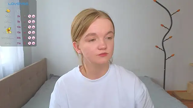 StellaBunny live