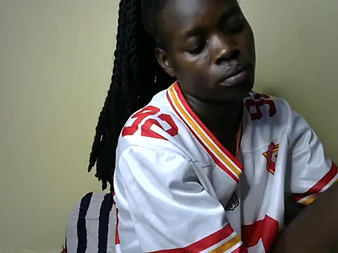 youngpetite live