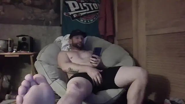 Handsome_HammerCock live