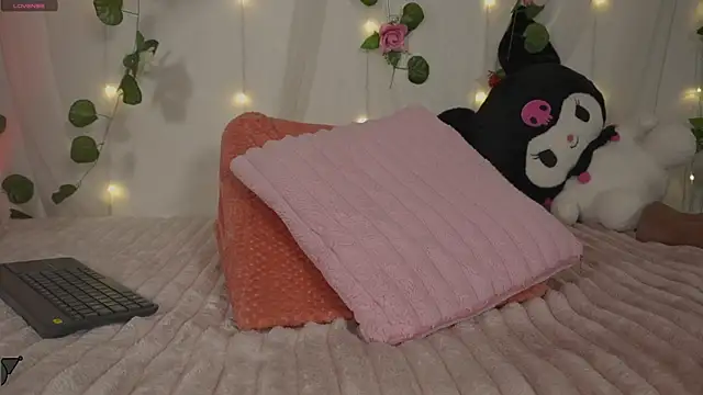 cutee_andrea live