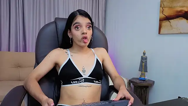Thalia_parkerr_ live