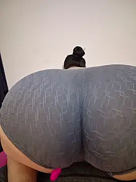 Alliceadams live
