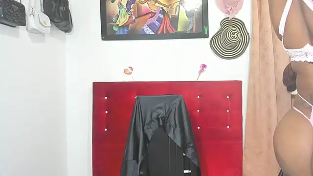 Alissamore3 live