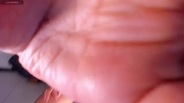 SaphiraJames live