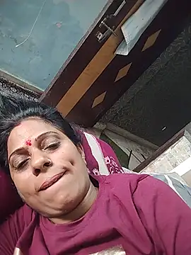 Soniya_Roy live