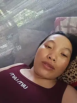 Evelyn-n live