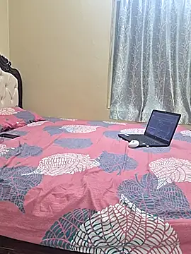 Bubbly_143 live