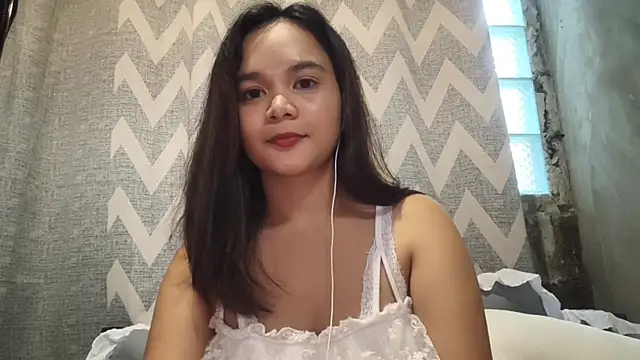 NakitaGrabski live