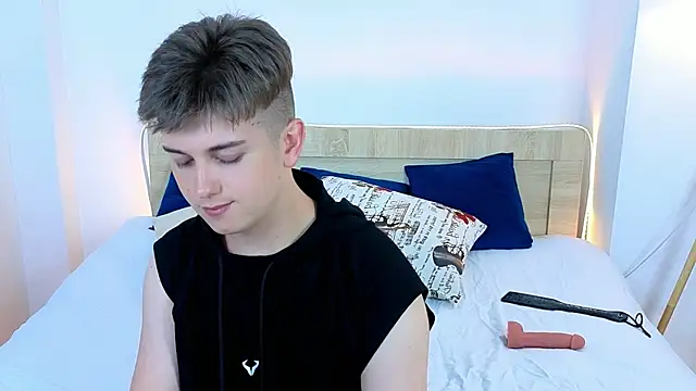 Miless_Cooper live