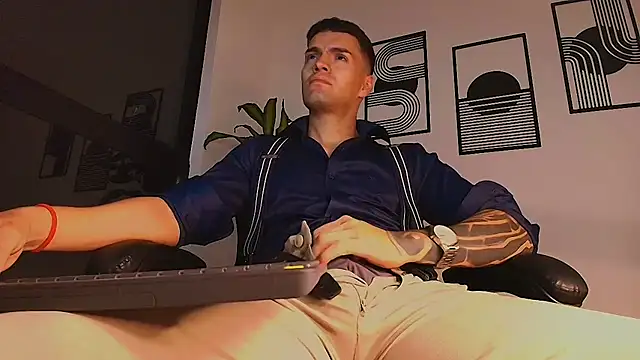ALPHA_DOMINUS_ live