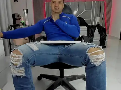 master_leather live