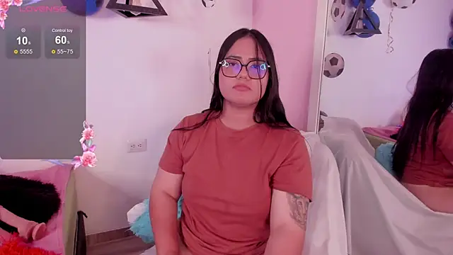 Briana_Goldd live