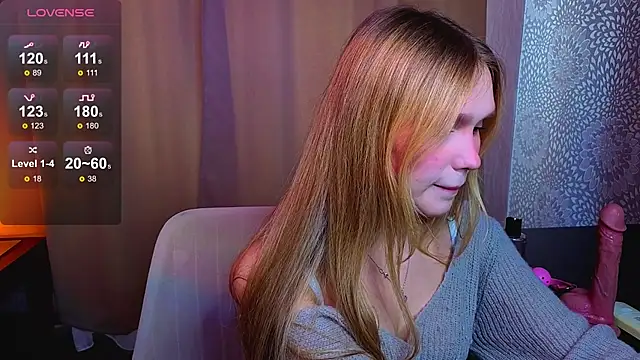 AdelineCrash live