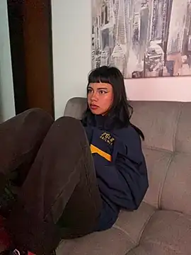 AntonellaCooper_Pink live