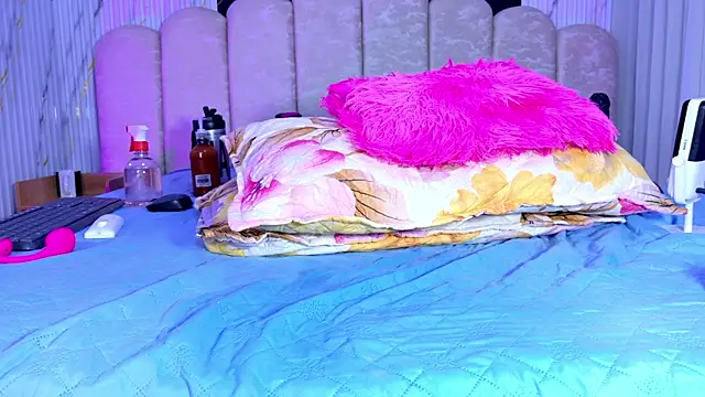 violett_lo live