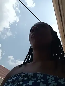 Broan_me live