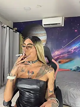 Nella_Dolls live