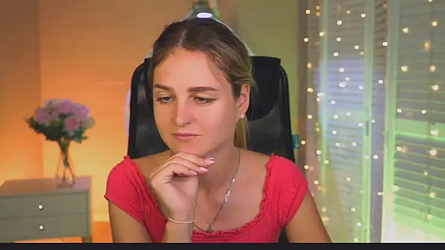 DeboraLarson live