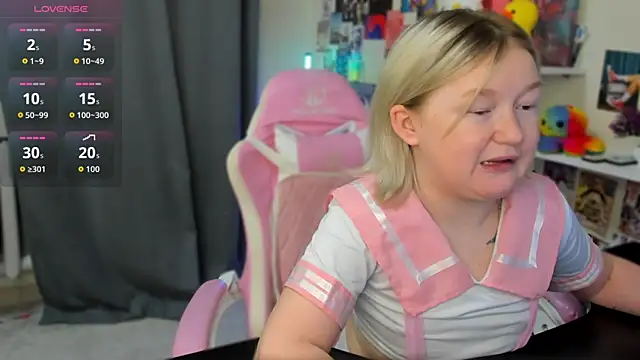Sara_Robinson live