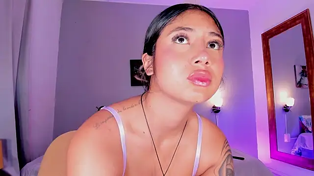 KimTaylorW live