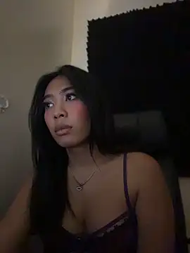 hugecock_tamira live