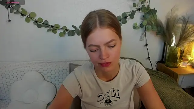 EmillyStarr live