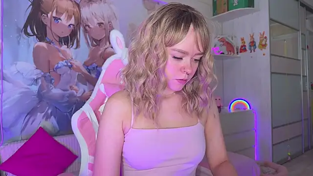 CheekySashaCharm live