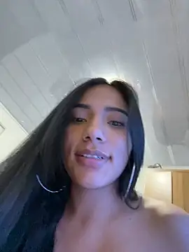 Caro_Mildrey live
