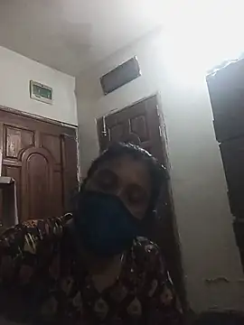 Moyna_52 live