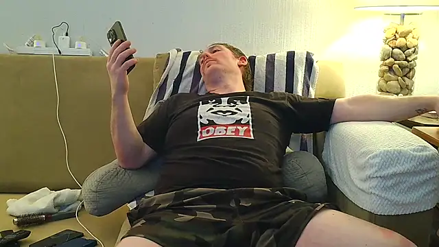 9VOLTT live