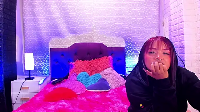 Katy_Love01 live