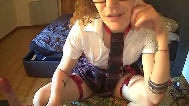 Latuastudentessa live