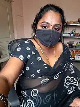 Queen_ilakiya live