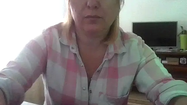 ElenaLove888 live