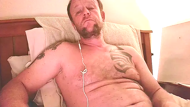 Yournaughty live