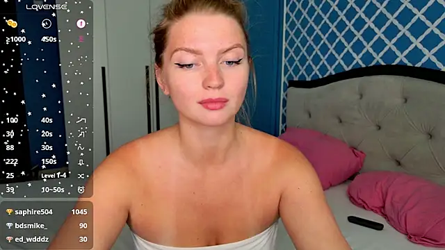 Busty_Redhead live