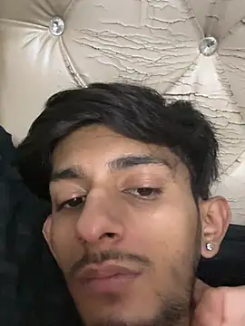 ronnnnn718 live