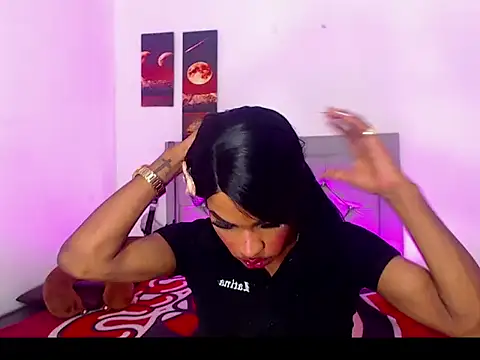 whitneytt live